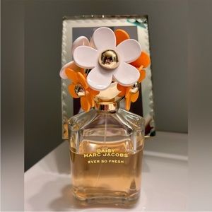 Marc Jacobs Ever so Fresh 3.4 oz